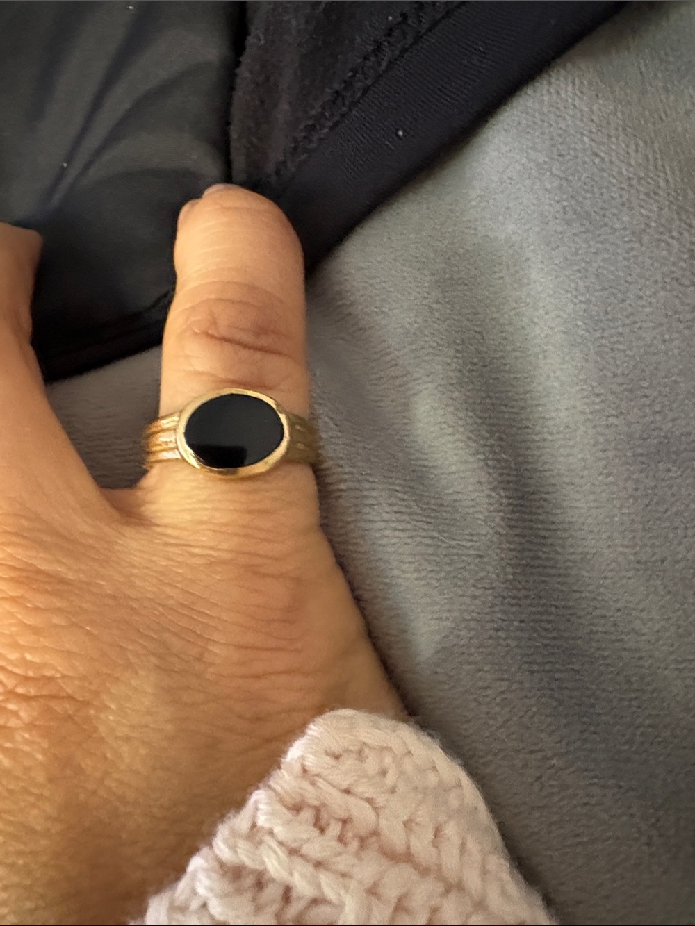 14 kt Gold Women's Black Onyx Oval Ring